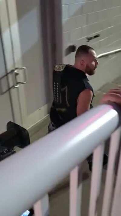 Stay in your seats, folks