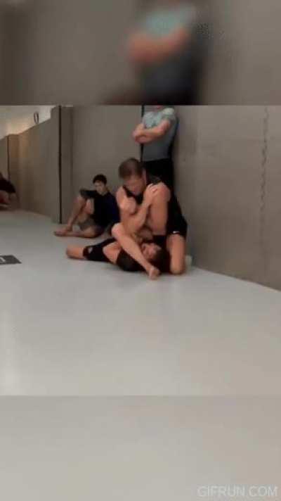 Conor McGregor | shoulder crunch sweep -> S-mount armbar
