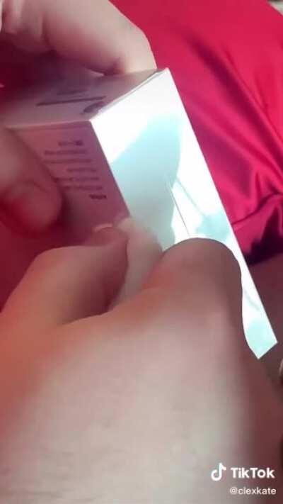 @megaweeniemondays：Gotta do some work in the house you ain’t living there for free 🤣🤣