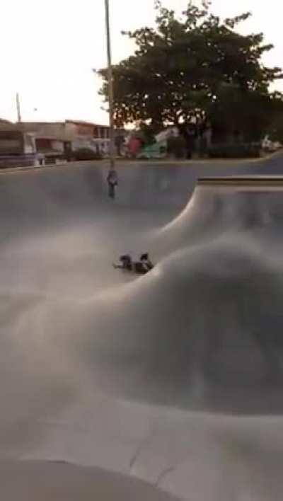 This kid sucks at skating