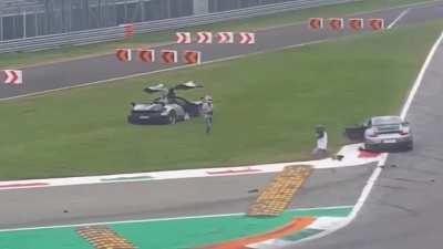 Porsche GT2 crashes into Pagani Huayra BC