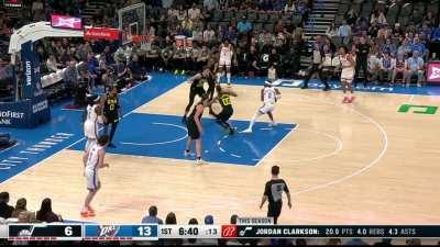 [Highlight] SGA makes Jordan Clarkson touch earth