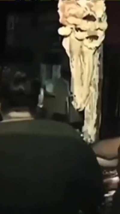 Jeshu kare soosoo Janta bole Yesoo-Yesoo