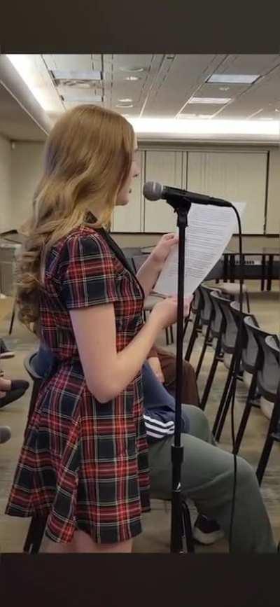 14 yo exposes $400,000 superintendent salary of failing district 