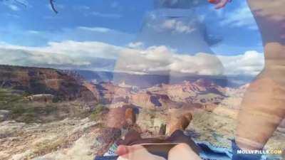 Big Tits and Big Ass Babe Giving a Riding in Grand Canyon