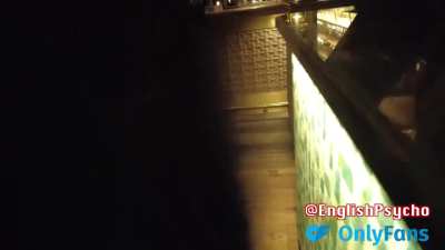 Tinder date just said she's trans and I'm throbbing hard