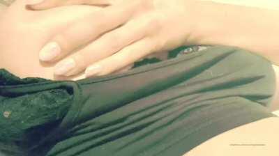 Suckin', Lickin', Kissin' da Nips