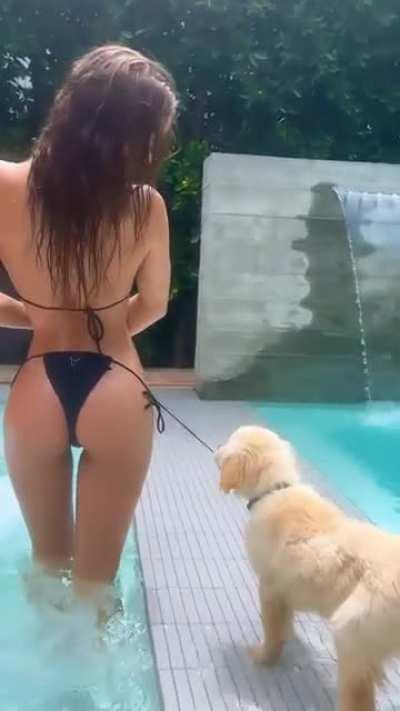 Olivia Squires (@oliviasquires) [Instagram]