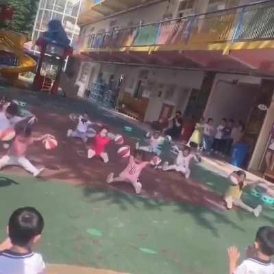 Learning synchronization and teamwork skills