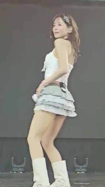 JiU (UAU / Dreamcatcher)