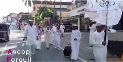 Wannabe Arabs from India.