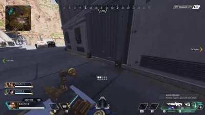 What is this bug? anyone encountered this one? I got kicked out and came back to this where, all bodys where blackmarkets.