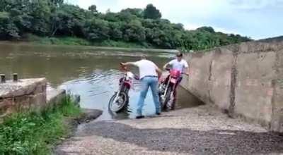 Task failed successfully.