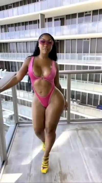 Ari Fletcher 😍😍