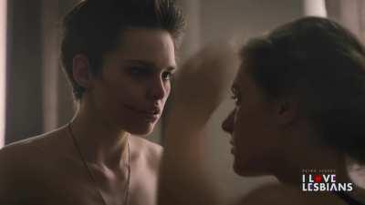 Retro Scenes: Sara Serraiocco & Liv Lisa Fries - 