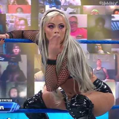 Liv Morgan on the ropes 😩😍🥵
