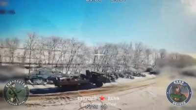 Fiber-optic drones hit Ukrainian vehicles and soldiers near Novonikolaevka -48°11'17.5