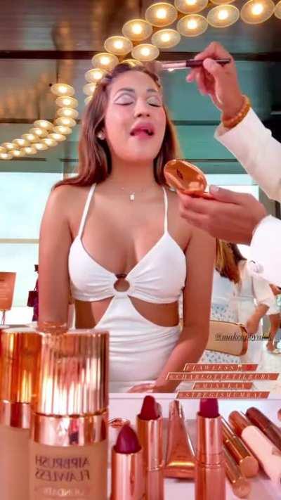 Beautiful shivani getting her makeup done at Nykaa Event 