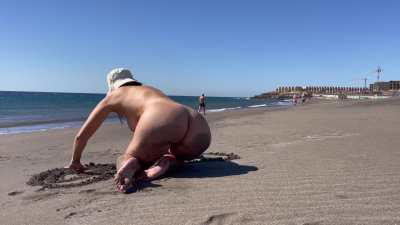 I wanted everyone on the beach to see my naked body