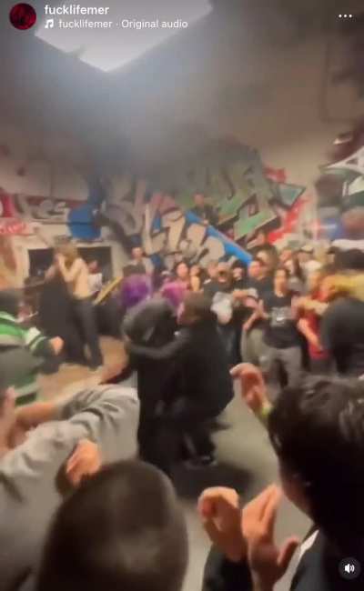 Is this proper mosh etiquette?