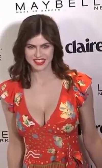 Alexandra Daddario 