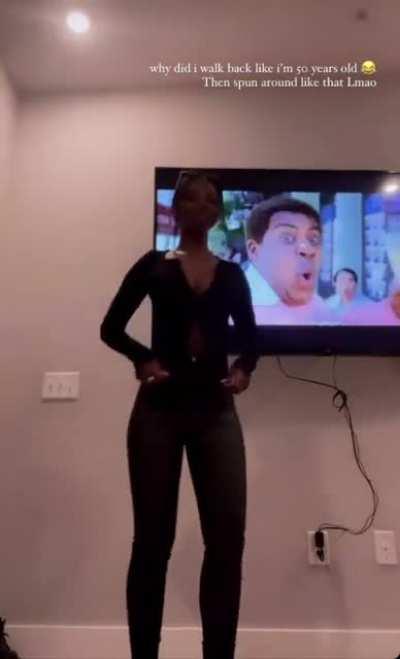 Ain’t never seen someone look so good in leather pants