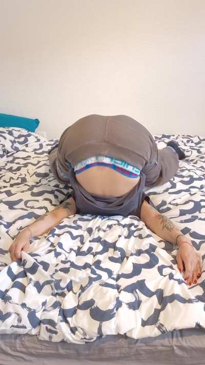 A weirdo with a Squirtle Shirt and nice tits