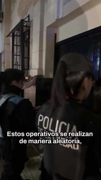 Así fue el operativo de saturación en Flores para frenar las contravenciones realizadas por las chicas de la noche