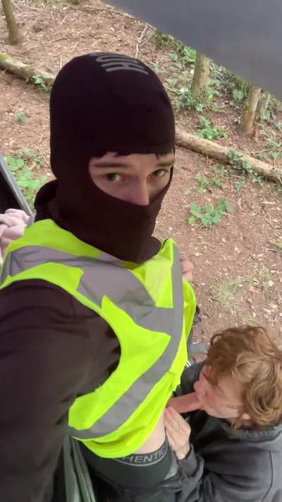 Always love sucking the DL guys on their lunch breaks :3