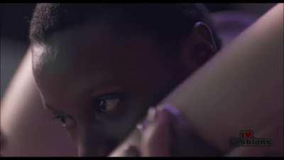 Marjorie Estiano & Isabel Zuaa (Good Manners - Scene #2)