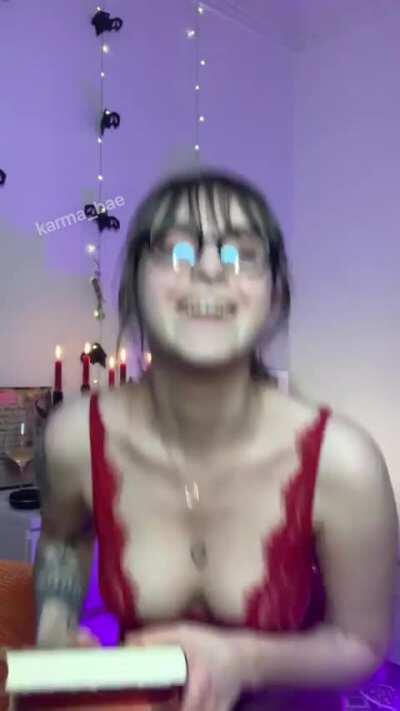 Cute + Creative 🥰 ( Get Her Exclusive Free Content In the Comment below )