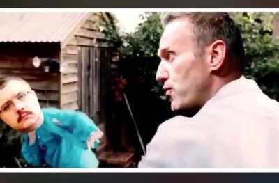 Navalnii vs Putin & his friends