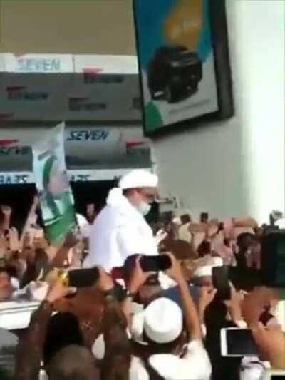 me when opening my Twitter today