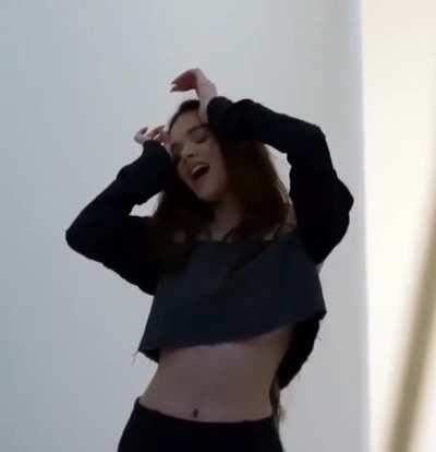 Underboob | Slowed Loop (GFY)