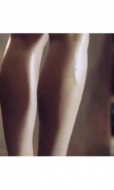 Emilia Clarke’s thick little petite body is built for one thing only and that’s breeding