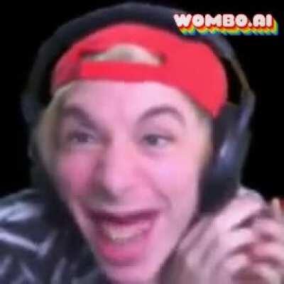 Lo siento nuevamente, pero este me causo mas gracia, representa el verdadero ser de esta imagen.