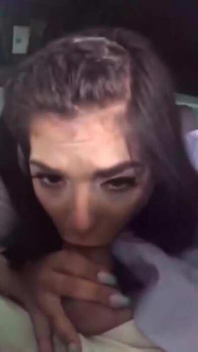 Latinas Know How To Suck 😍