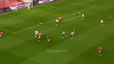 Frank Kessie vs. Manchester United