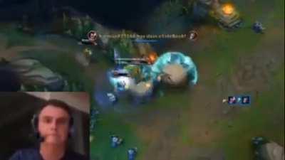 Peita o presida no x1 muca, garanto q vai perder. É ou não é chat?