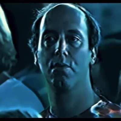 Gene Siskel chilling at a Dead show 🤯