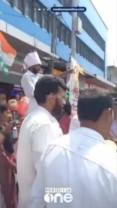 Congress workers making fun of Chief Minister Pinarayi Vijayan's new heightened security, Kasaragod