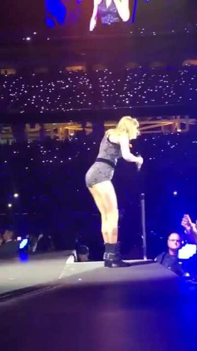 One Of The Best Gif So Far