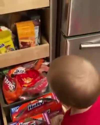 Johnny Johnny? Yea Pops? Eating Skittles?