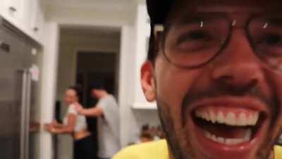 HERE'S THE WHOLE CLIP , THE LINK TO THE VIDEO IS IN THE COMMENTS