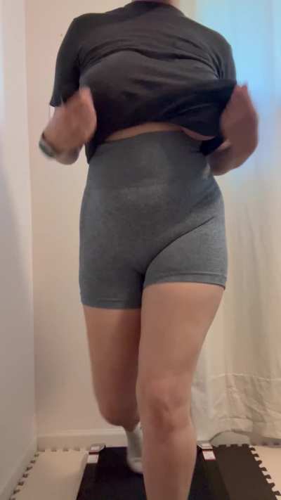 gettin too hot for this shirt