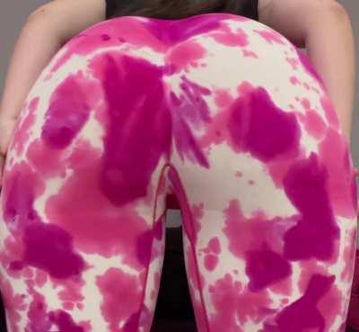 I know you have your nose up against the screen 😈