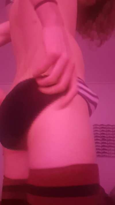 get obsessed with my fat cock already 😒