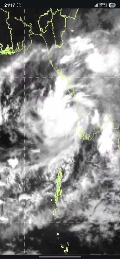 What the heck is this shape found when i checked in mausum when it was raining in andhra