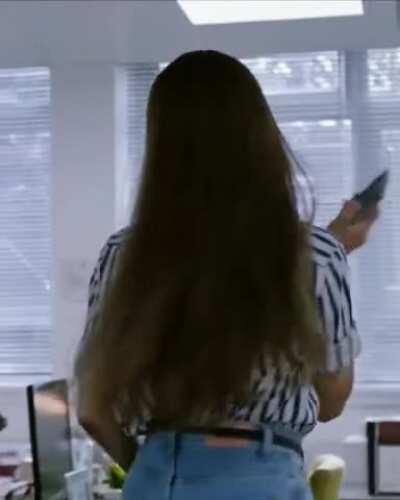 After seeing this gif, I've never wanted to bury my face in Marisa Tomei's big milf ass as bad as I want to now