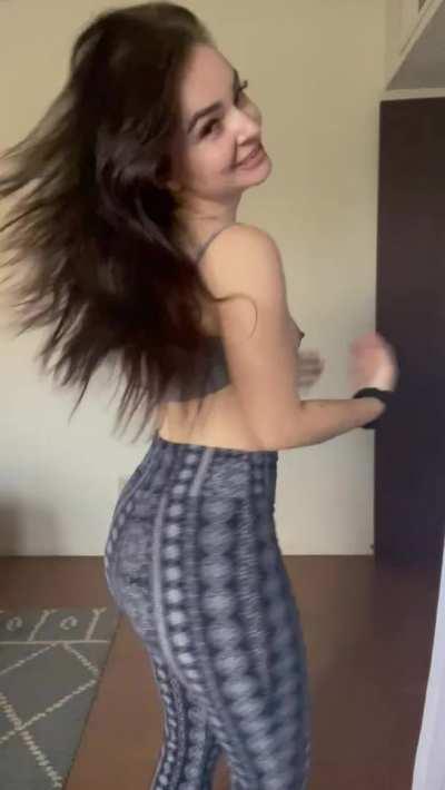 Would you fuck a girl built like me?